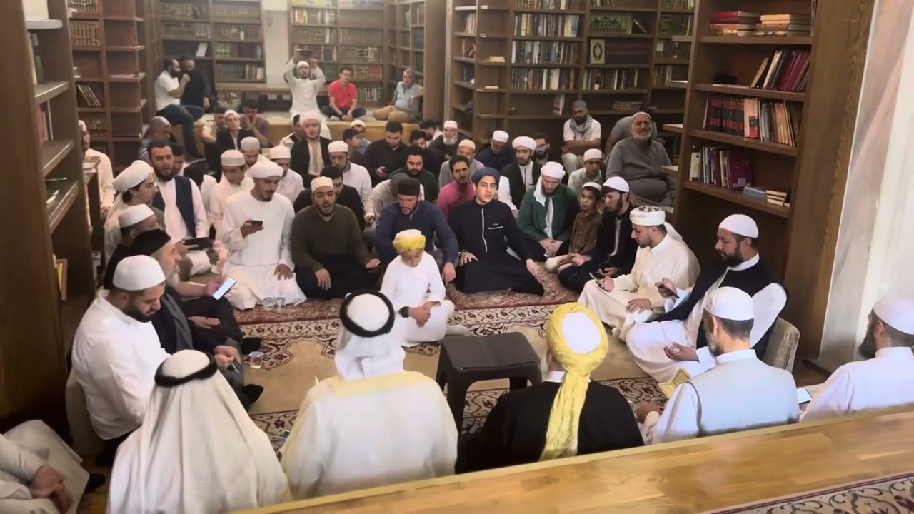 إنشاد من مجلس رجال السلسلة تحت أنظار فضيلة الشيخ محمود الدرة 20.9