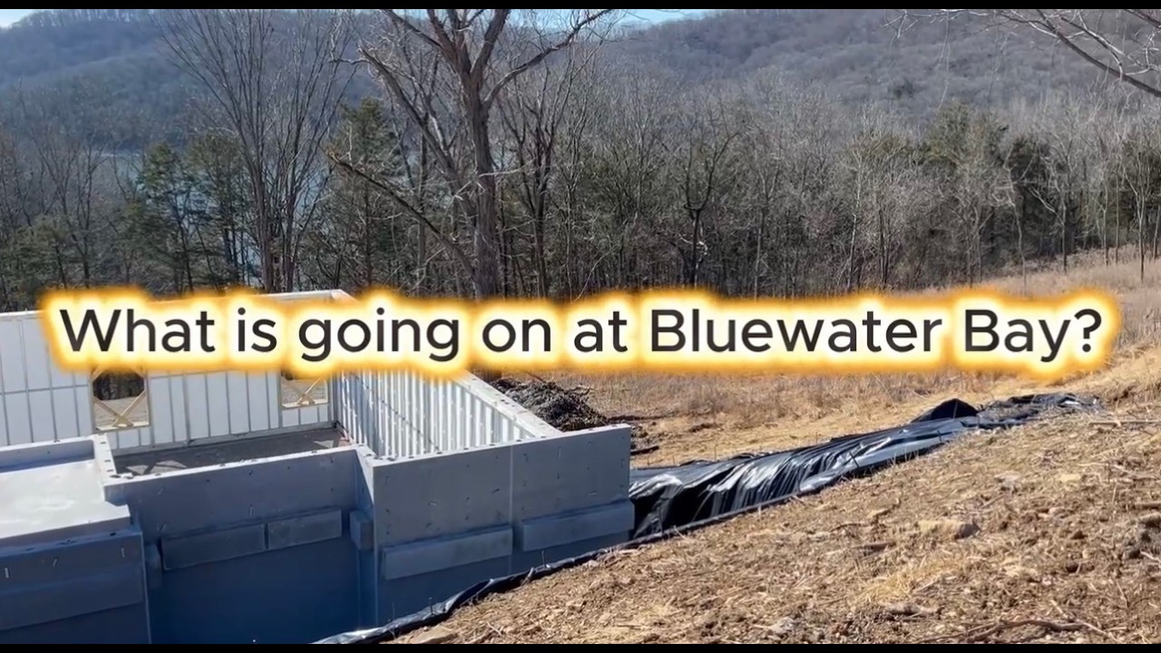 Center Hill Lake Lot in BlueWater Bay- You Will Love this one!