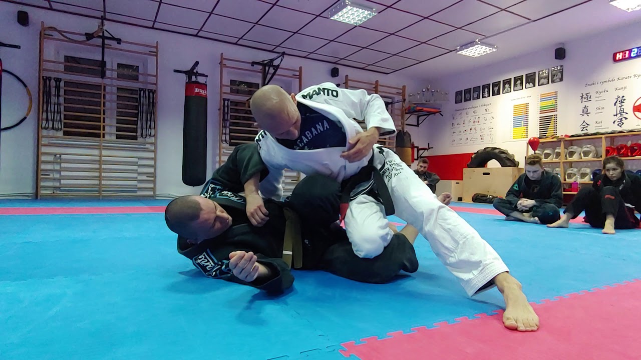 Przejście półgardy | technika BJJ