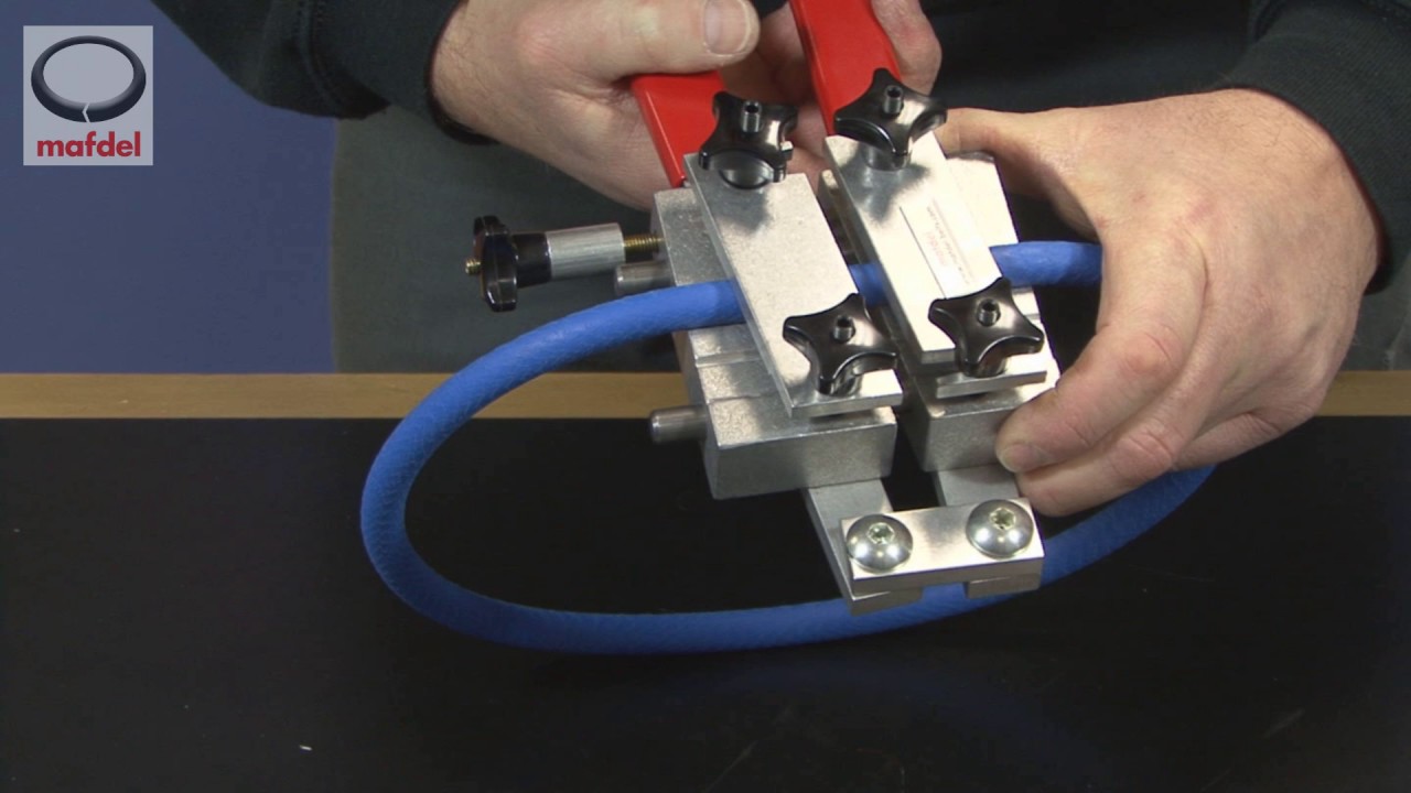 Extruded round belts end to end welded with the J50 clamp