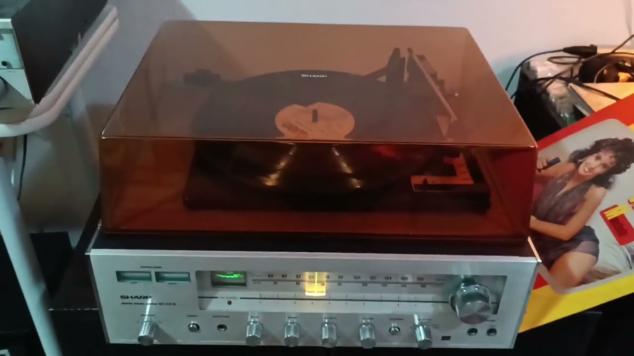 Sharp SD 210b - Som 2x1 Sharp Toca Disco, Rádio. Uma Relíquia dos anos 80s
