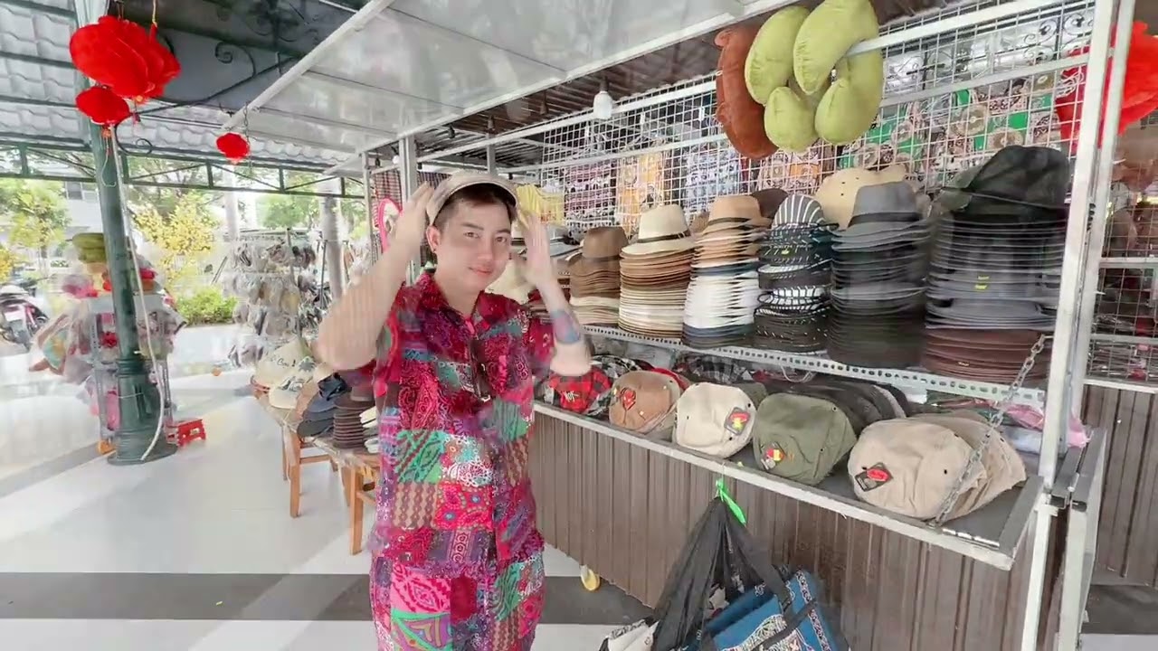 Tham Quan Nha Công Tu Bac Liều 