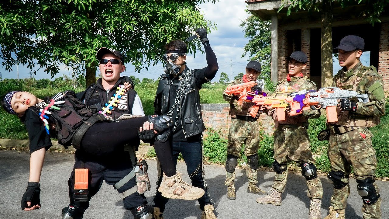 Gugu Gaming : Squad Warriors X Man SWAT Nerf Guns FIGHT Criminal Group Worin