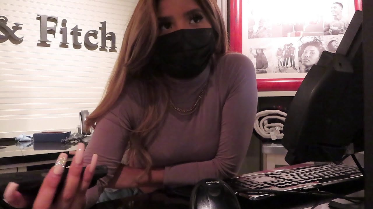 VLOG #2 (MANAGER AT ABERCROMBIE & FITCH)