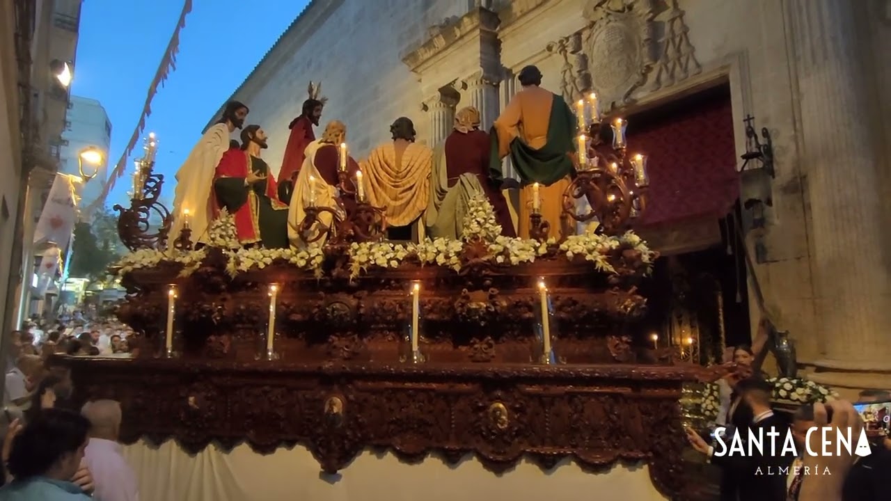 Santa Cena de Almería en el Corpus Christi 2023 | Saludo a la Soledad en la Parroquia de Santiago
