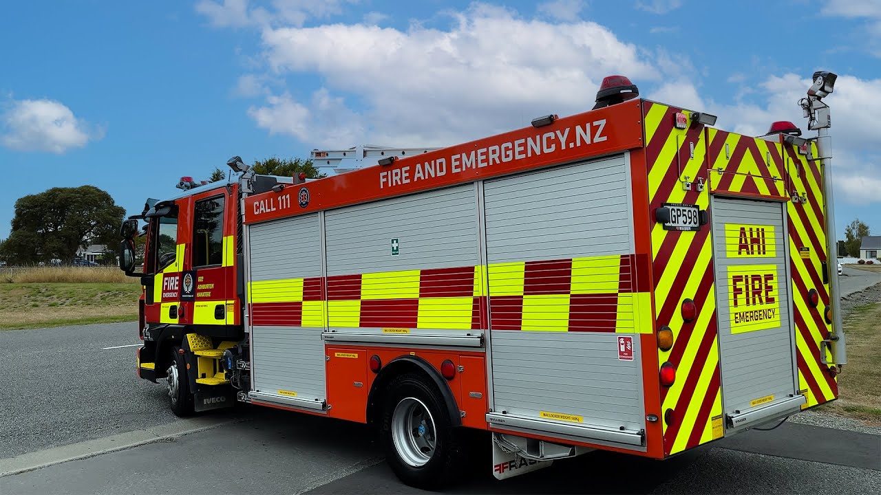 Ashburton 622 Responding (False Alarm & Mobile Property Fire Response)