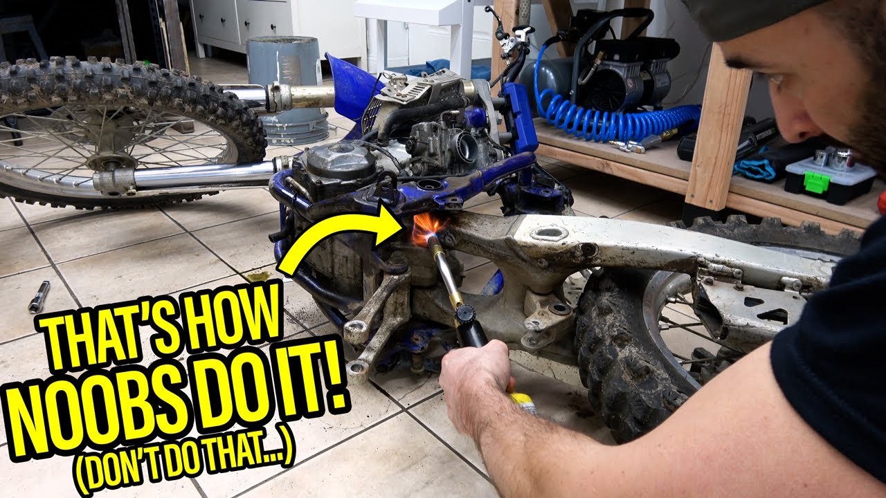 Полная разборка мотоцикла-внедорожника Yamaha YZ250F (двигатель заблокирован)