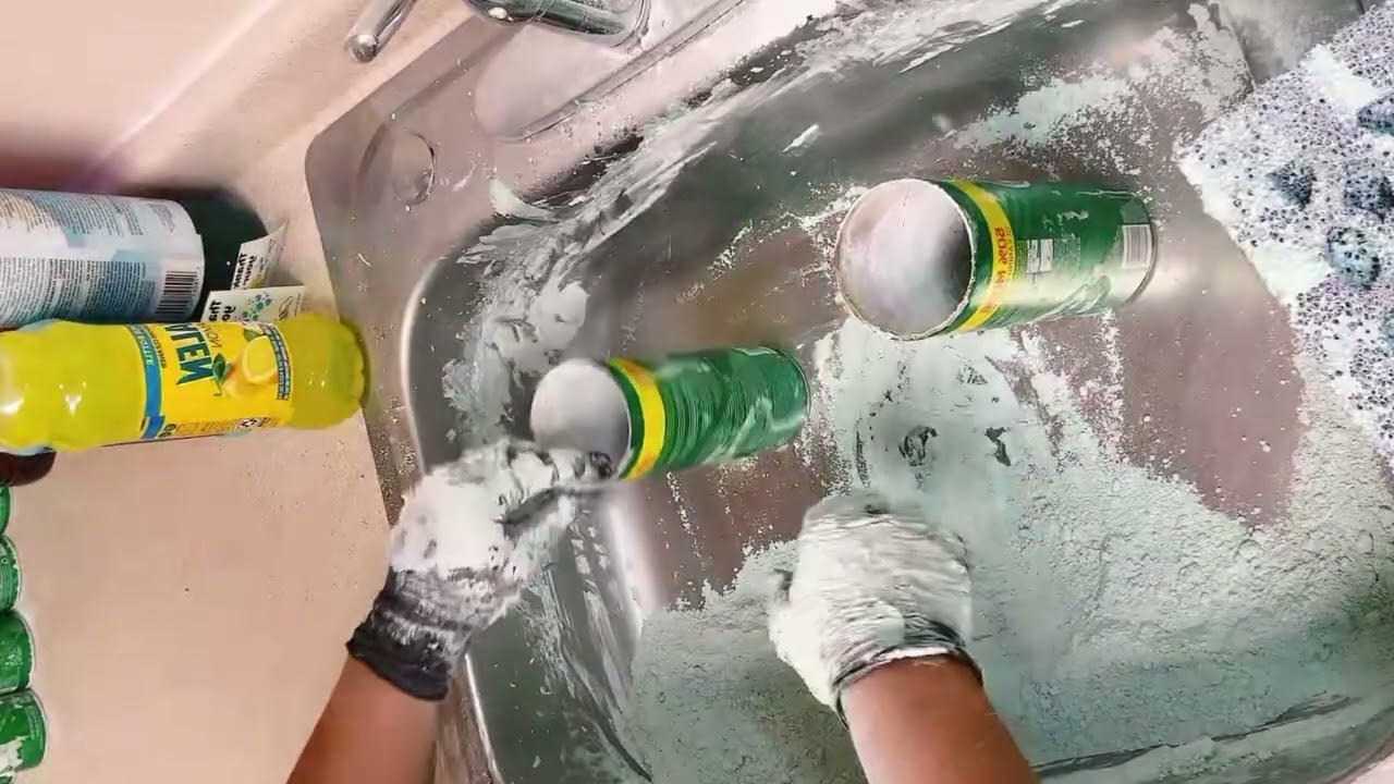 Mix laundry powder suds overload so Satisfaying 👌🏻 #asmr  #laundry #oddlysatisfying #asmrsounds 