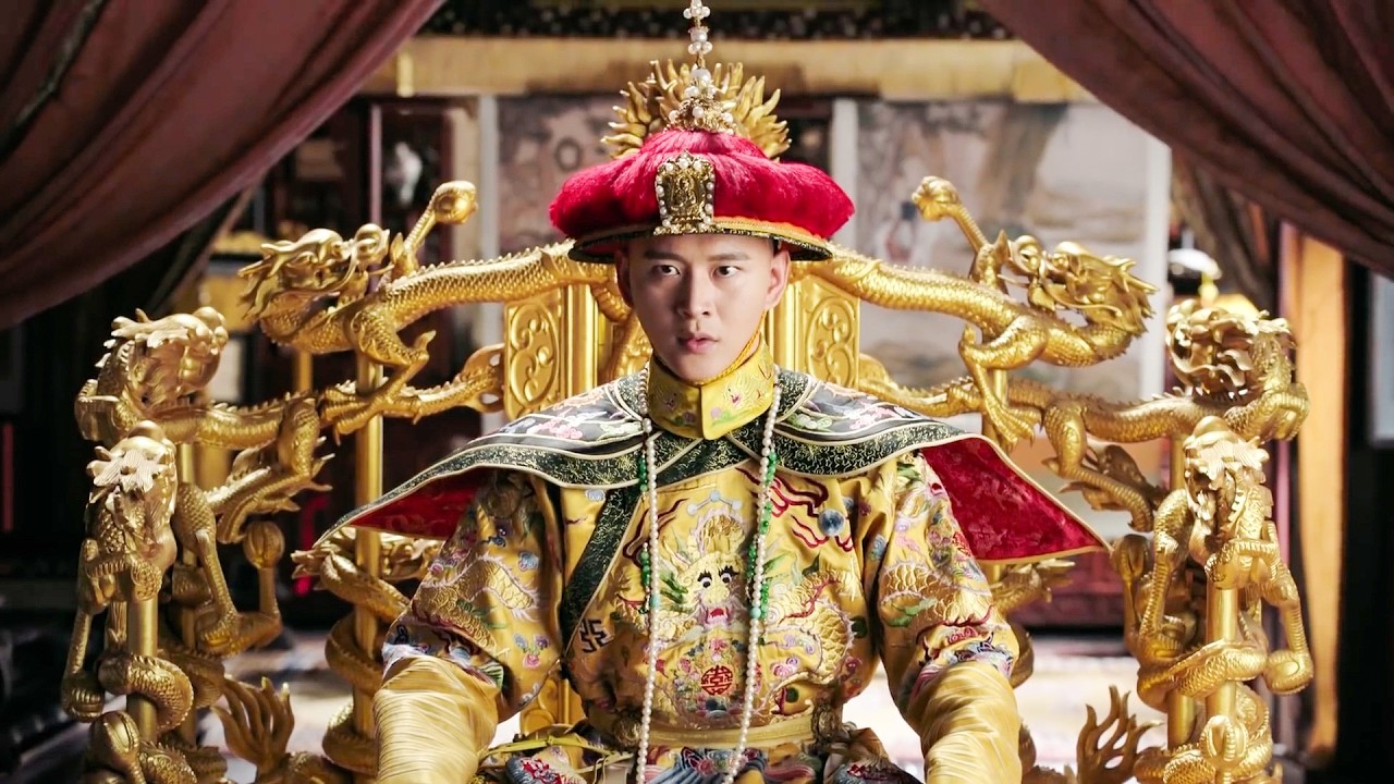 皇帝讓李玉穿上龍袍當替身，沒想到李玉英氣逼人，如懿驚得說不出話！