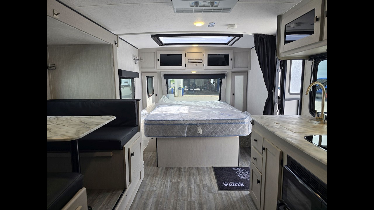 Why Everyone Wants This Family Camper -  The 2024 Apex Nano 208 BHS