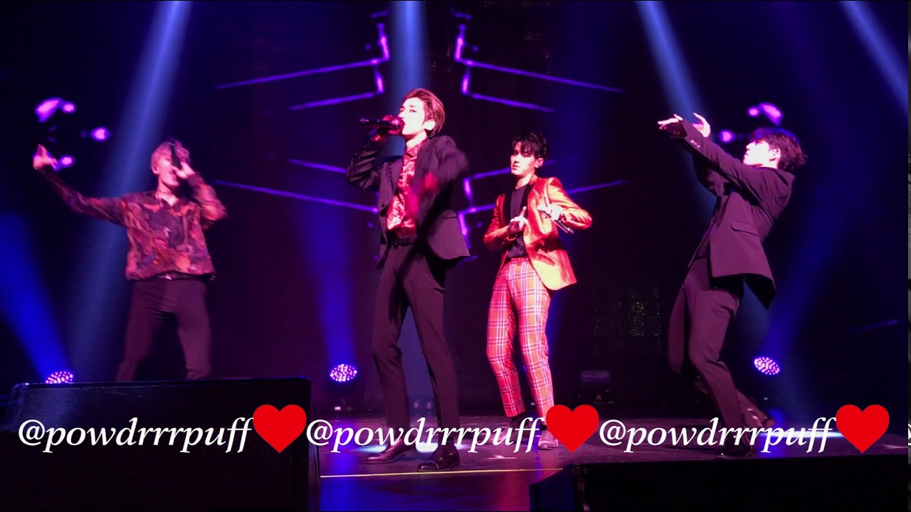 FANCAM - SEVENTEEN - Check In - DIAMOND EDGE TOUR - Dallas  170823