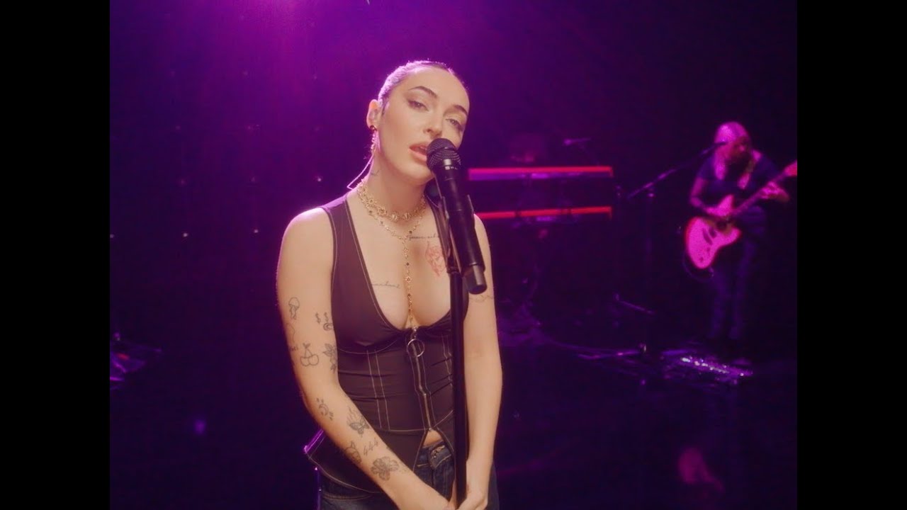 Cil - pretty years (Live Video)