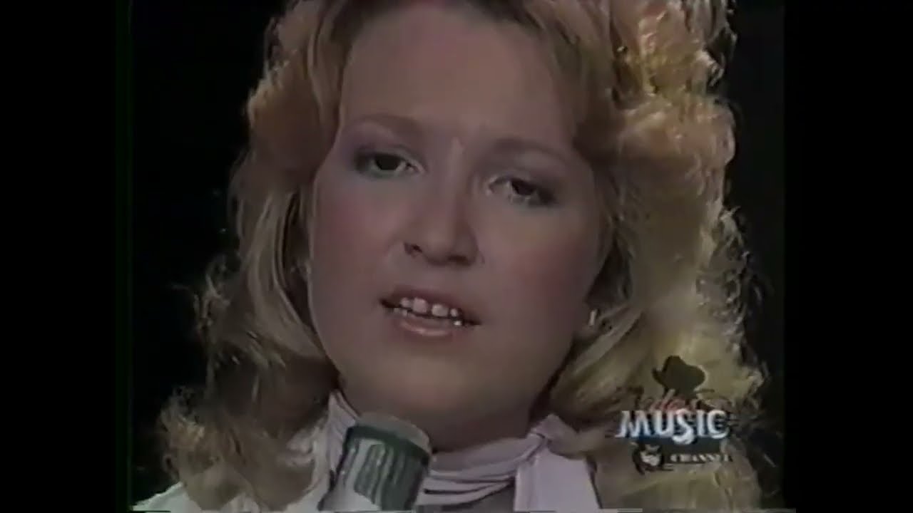 In 1974 These 13 Country Records DEFIED the People Who Said No