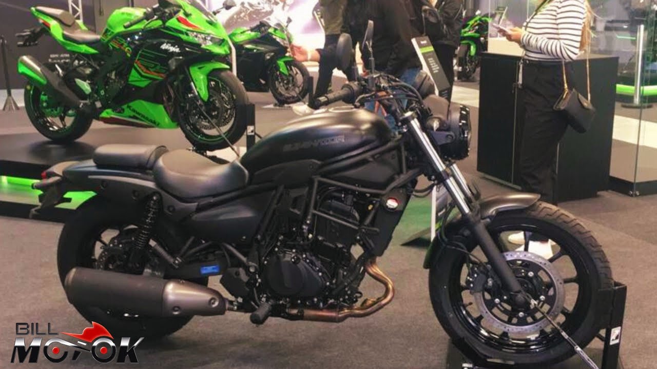 Acabaram de vazar imagens do Stand da Kawasaki com ZX-4R e Eliminator 450 em Interlagos.