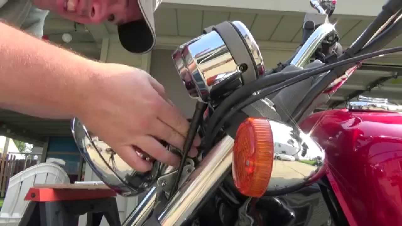 1988 Honda VF750c Super Magna Part 6 (Motorcycle LED Light Bulbs Installation)