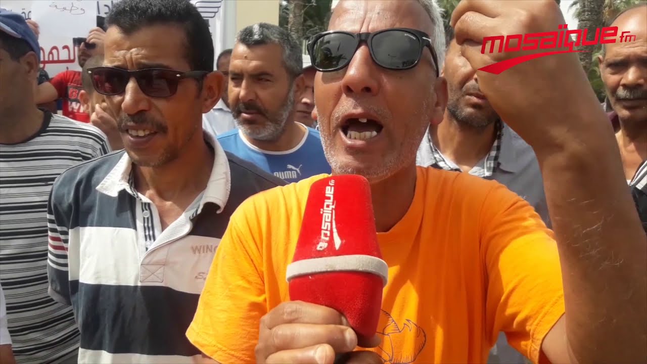 عدد منهم هدد بالإنتحار: عمال المقاهي في جندوبة يحتجون