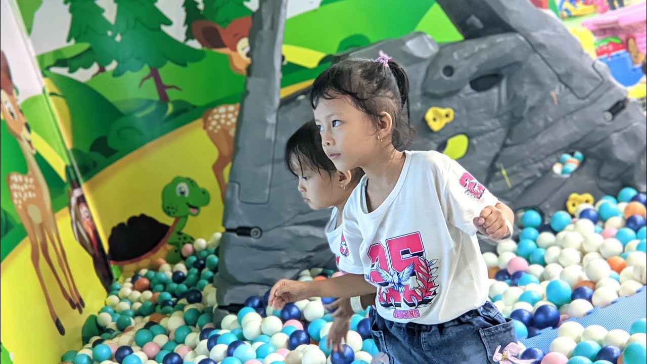 Main lagi di story land tiara cianjur #storylandcianjur #cianjur #wahanaanak 