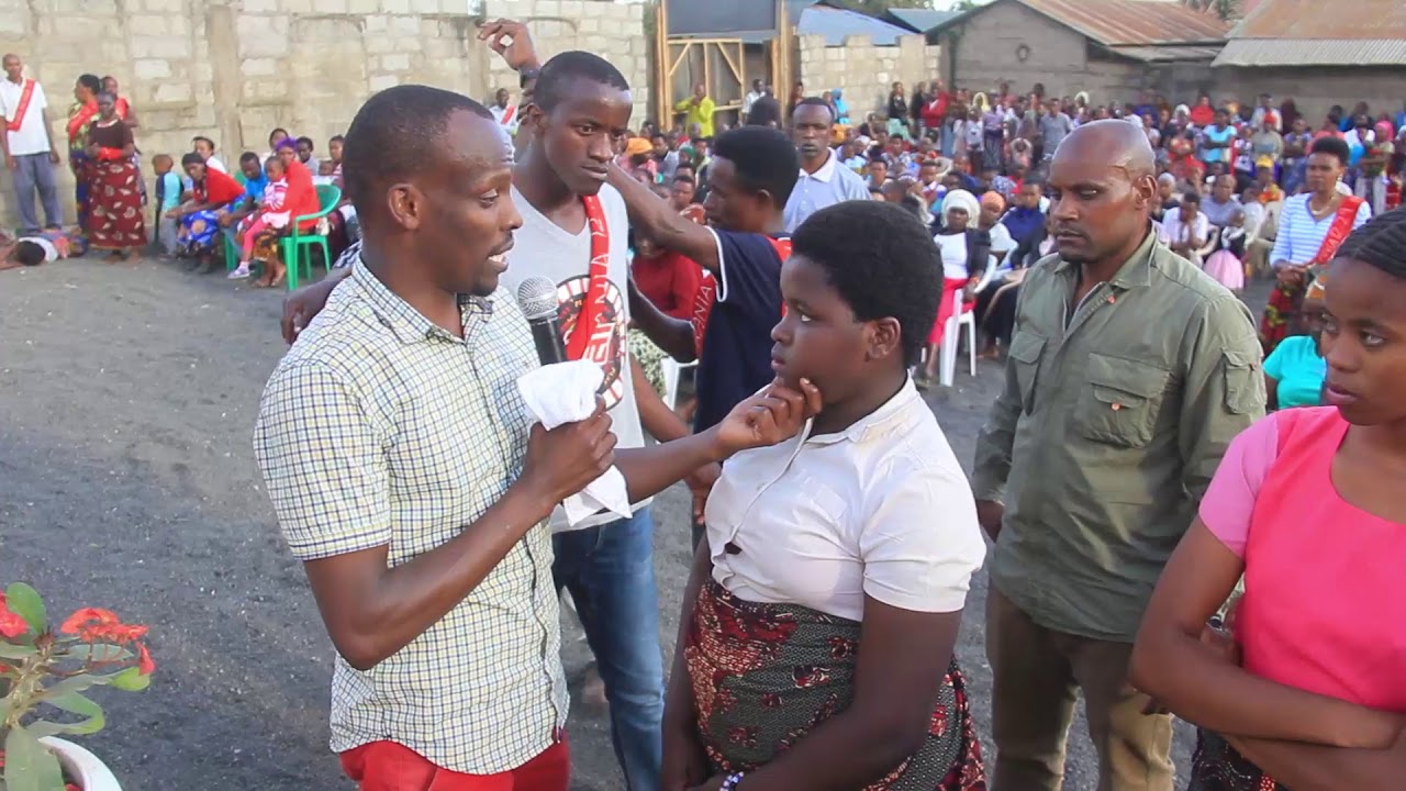 ANGALIA ROHO AKISEMA NA WATU