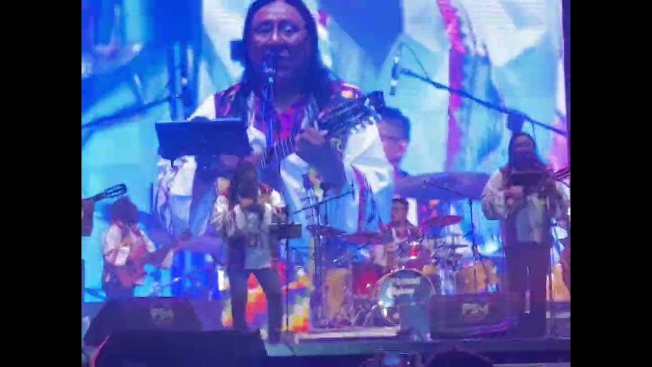 Concierto de Kalamarka 🤗 Domingo, 8 de diciembre de 2024, 00:42