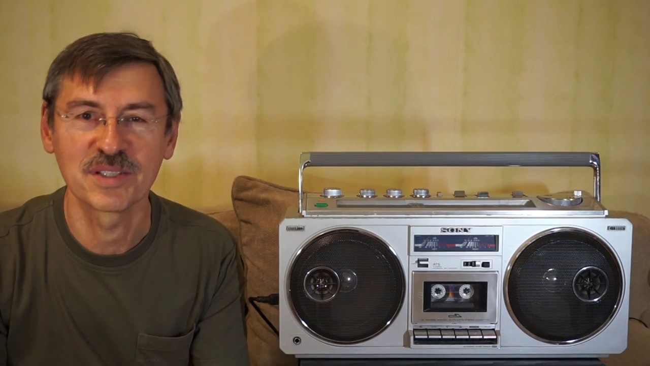Sony CFS-66S. Солидняк и не дешевка, уж простите за терминологию.