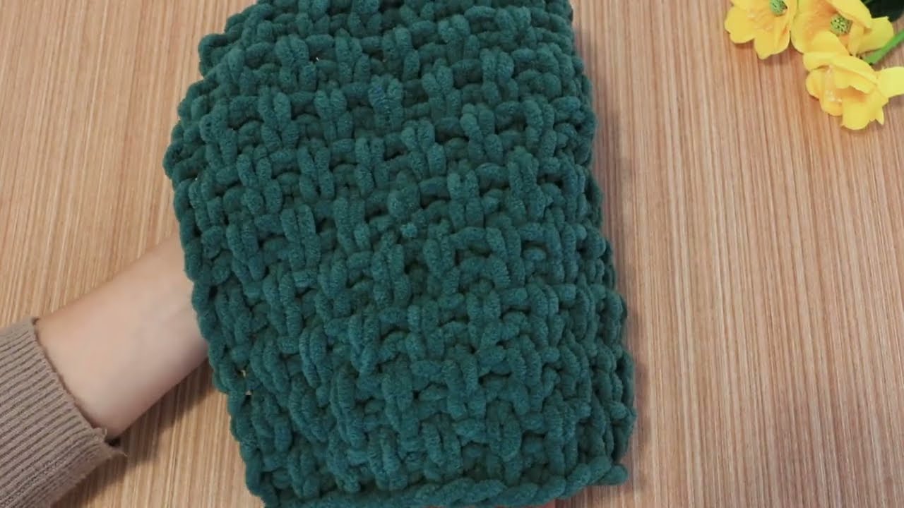 Model 10 - A VERY VERY EASY PATERN using Alize Puffy Fine Loop Yarn for Beginners