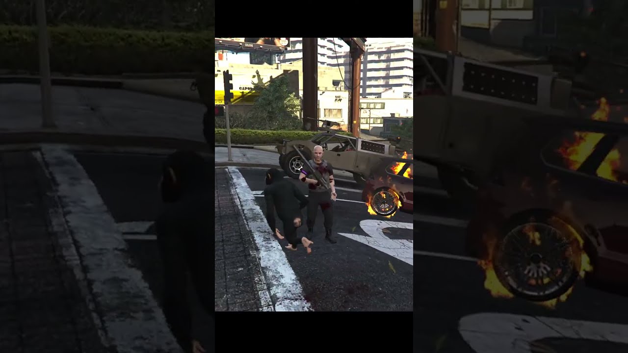 CAN ANGRY CHIMPANZEE DESTROY ALL COPS & MILITARY IN GTA V | TwoMFislive