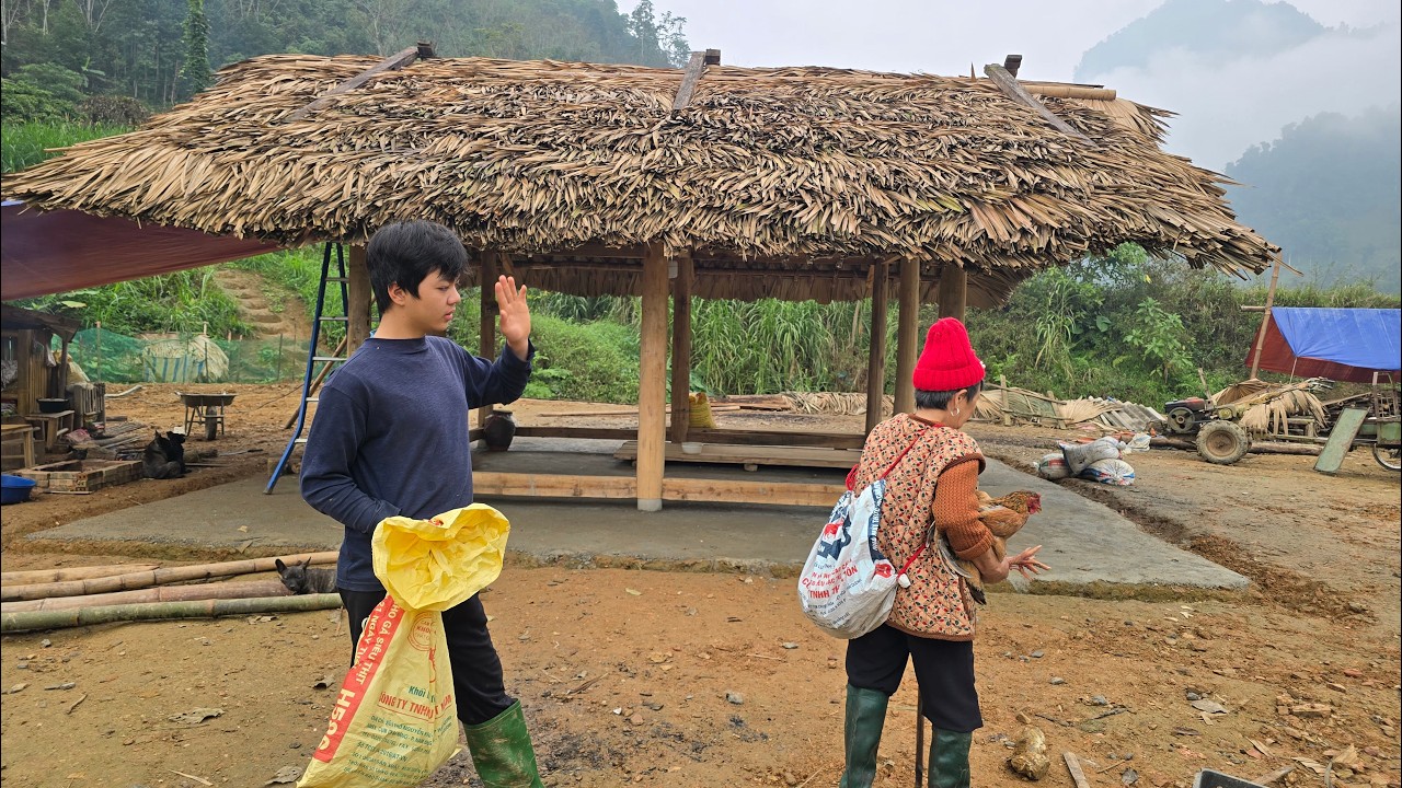 The old woman's daughter came to pick her up and take her home after she had spent time with Thanh.