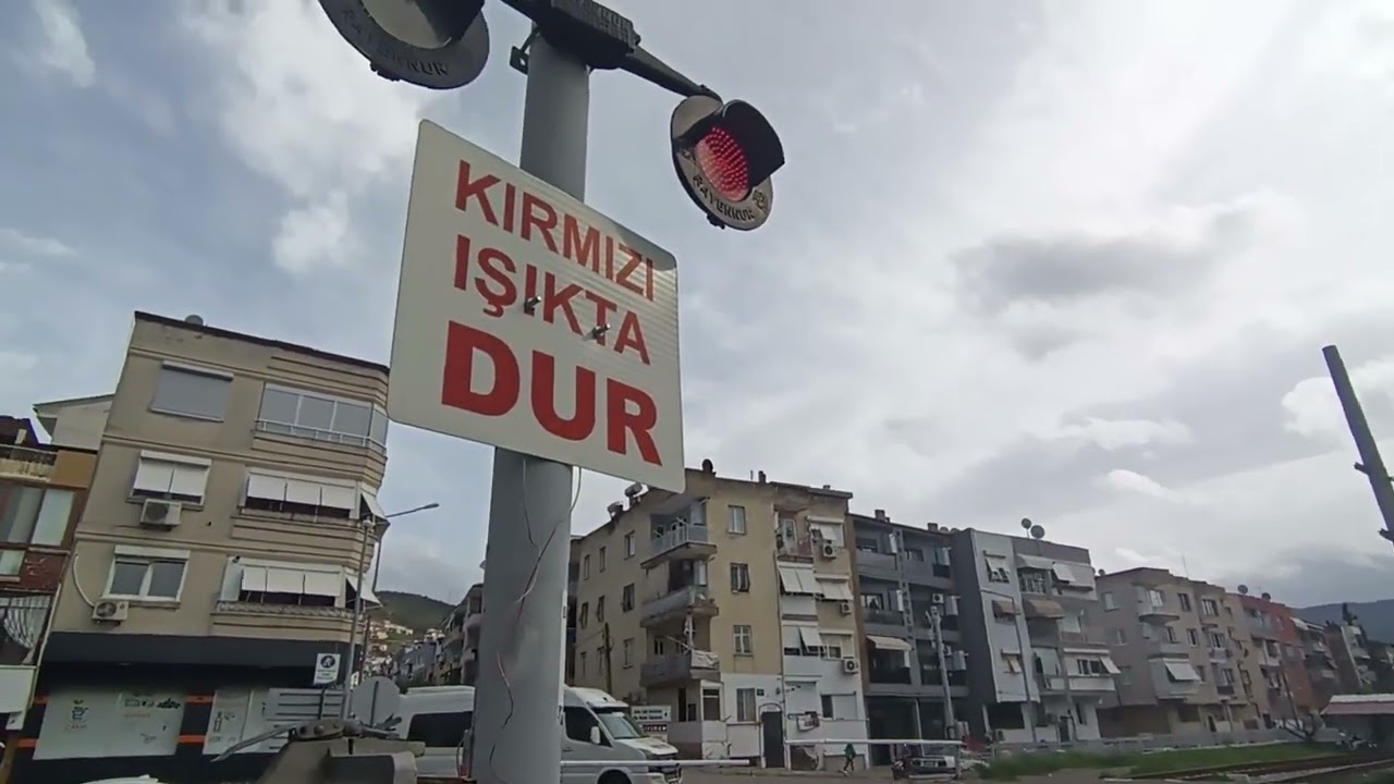İZMİR DENİZLİ TRENİ SELÇUK GARDAN ÇIKIYOR MT 15416 @batuhayat 