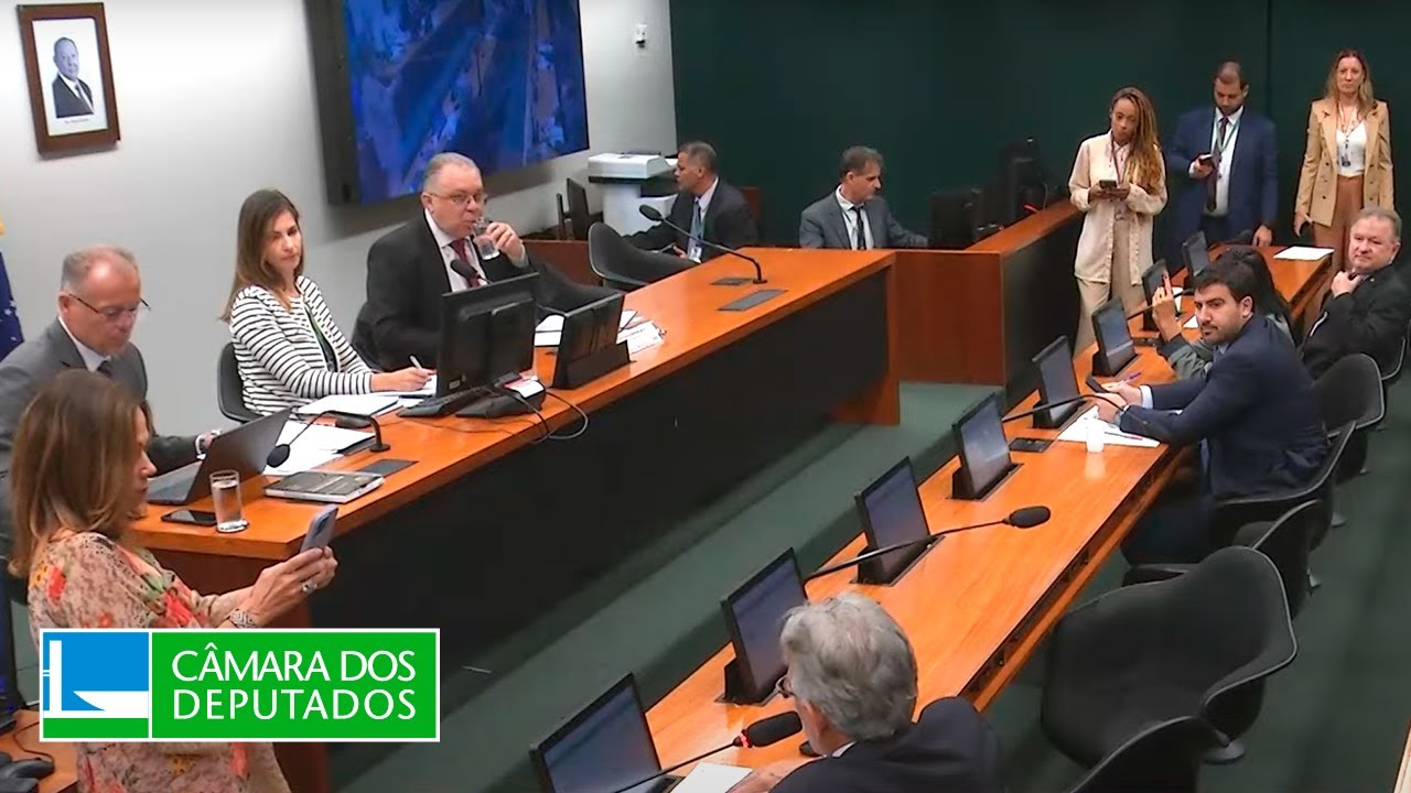 Finanças e Tributação - Discussão e votação de propostas - 09/04/2025