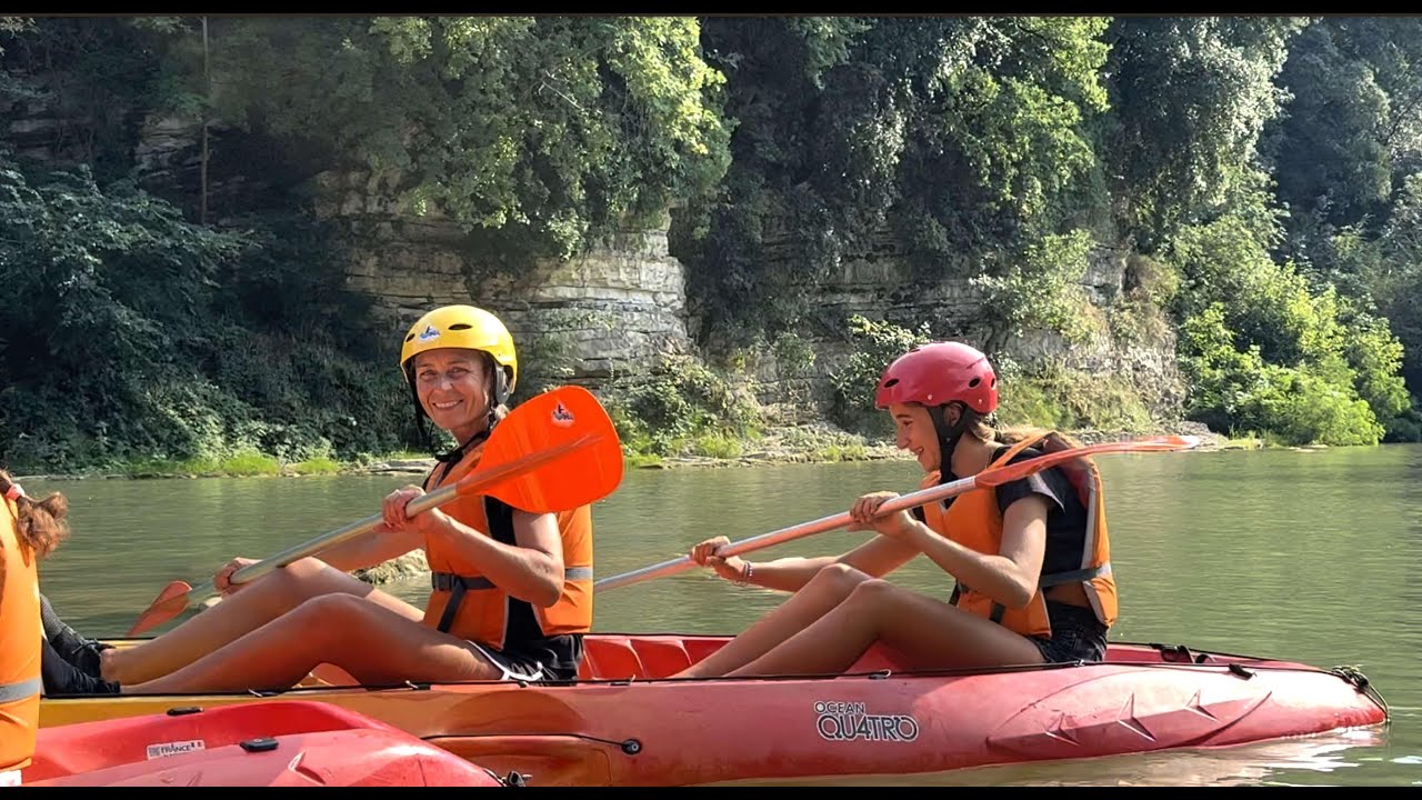 Marmitte dei Giganti by canoe