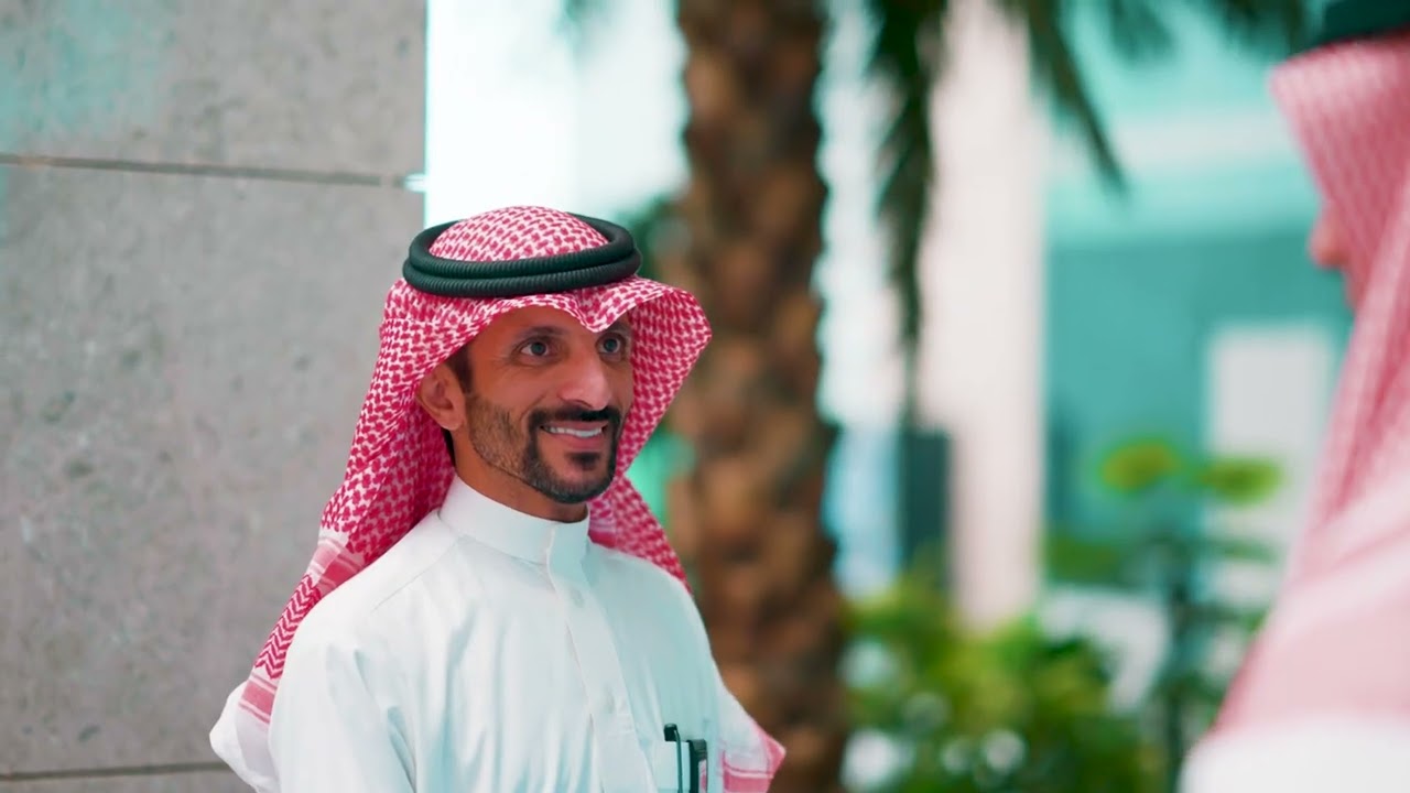 منسوبو الجامعة  المستقبل لنا .. والبداية بنا