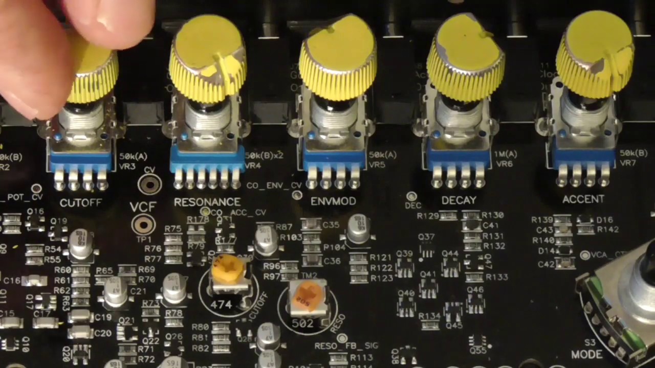TT-303 R2 Bass Bot | Workshop #2 TM1 TM2