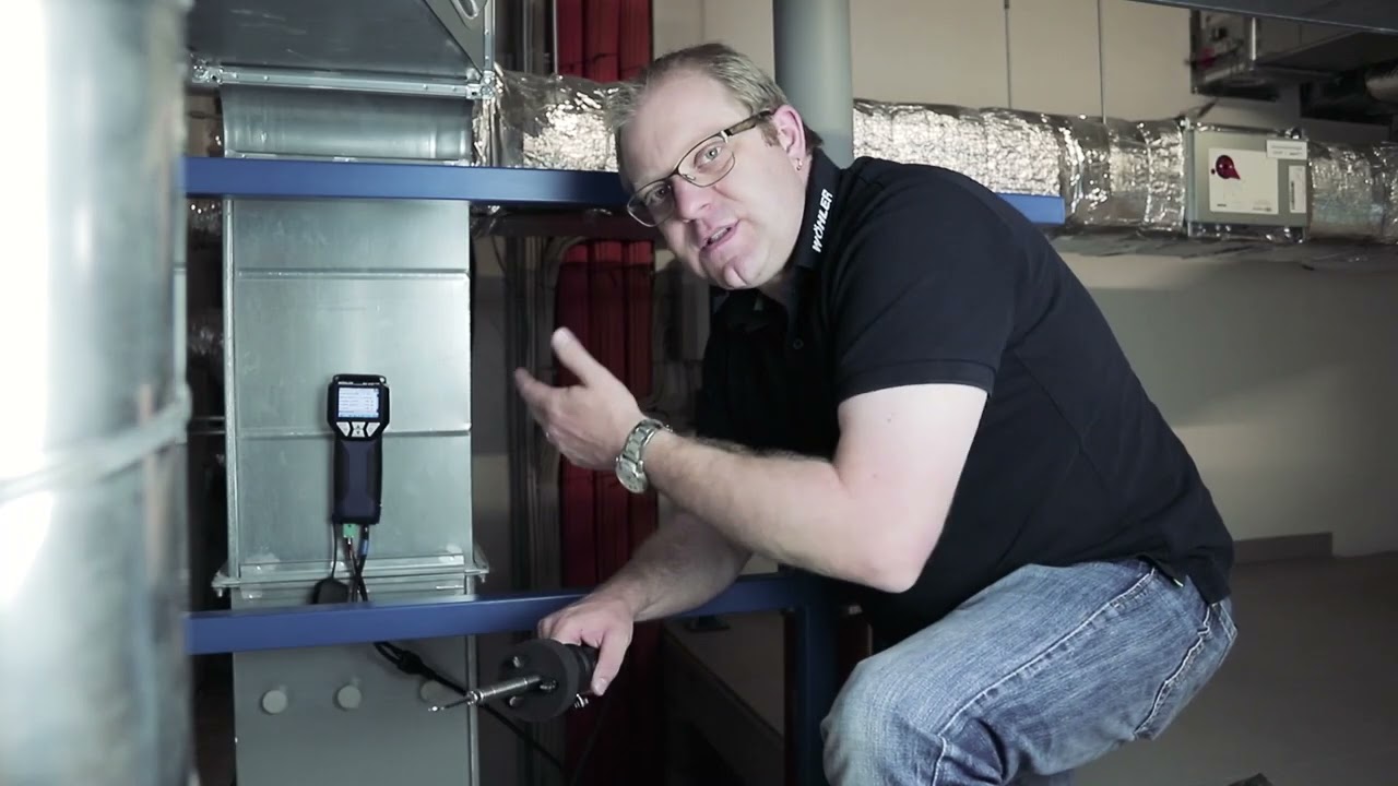 Measurement in the air duct with a pressure and flow meter