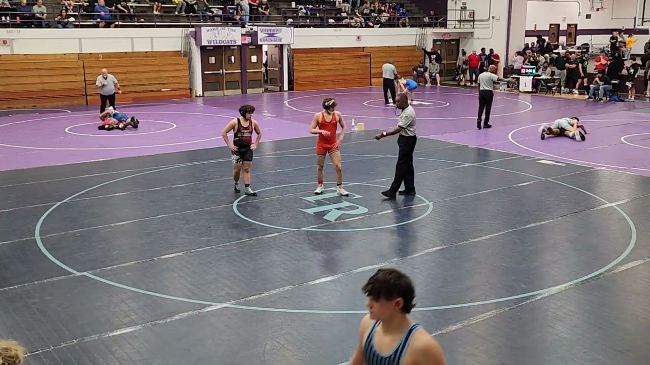 IWCOA Fresh/Soph Sectionals 150lbs Quarterfinals - Minooka vs Lincoln Way West
