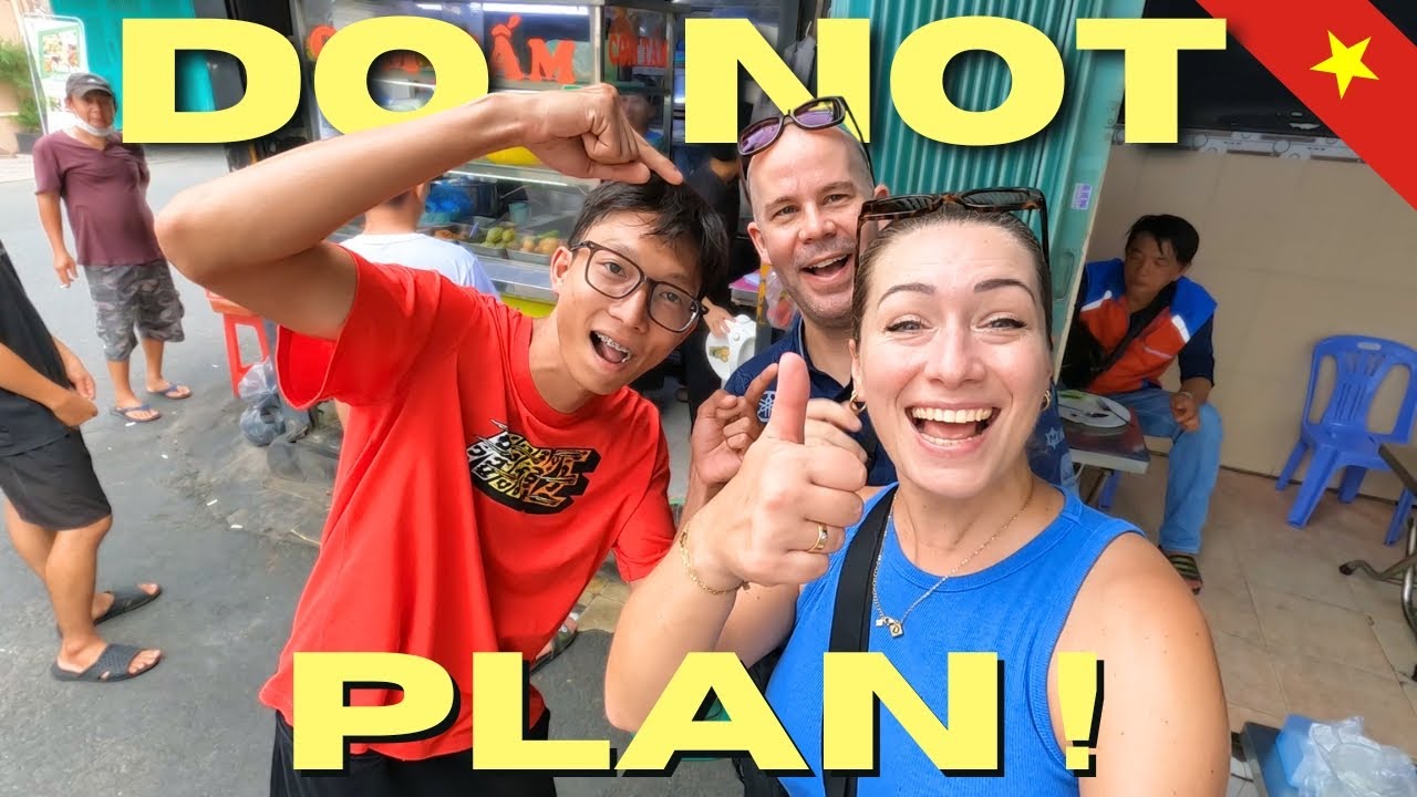 Exploring Ho Chi Minh City Vietnam 🇻🇳 DO NOT PLAN !