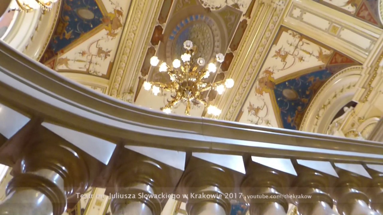 Teatrul Słowacki din Cracovia poartă numele Foaier frumos Juliusz Słowacki. Piața Duhului Sf&acirc;nt 1.