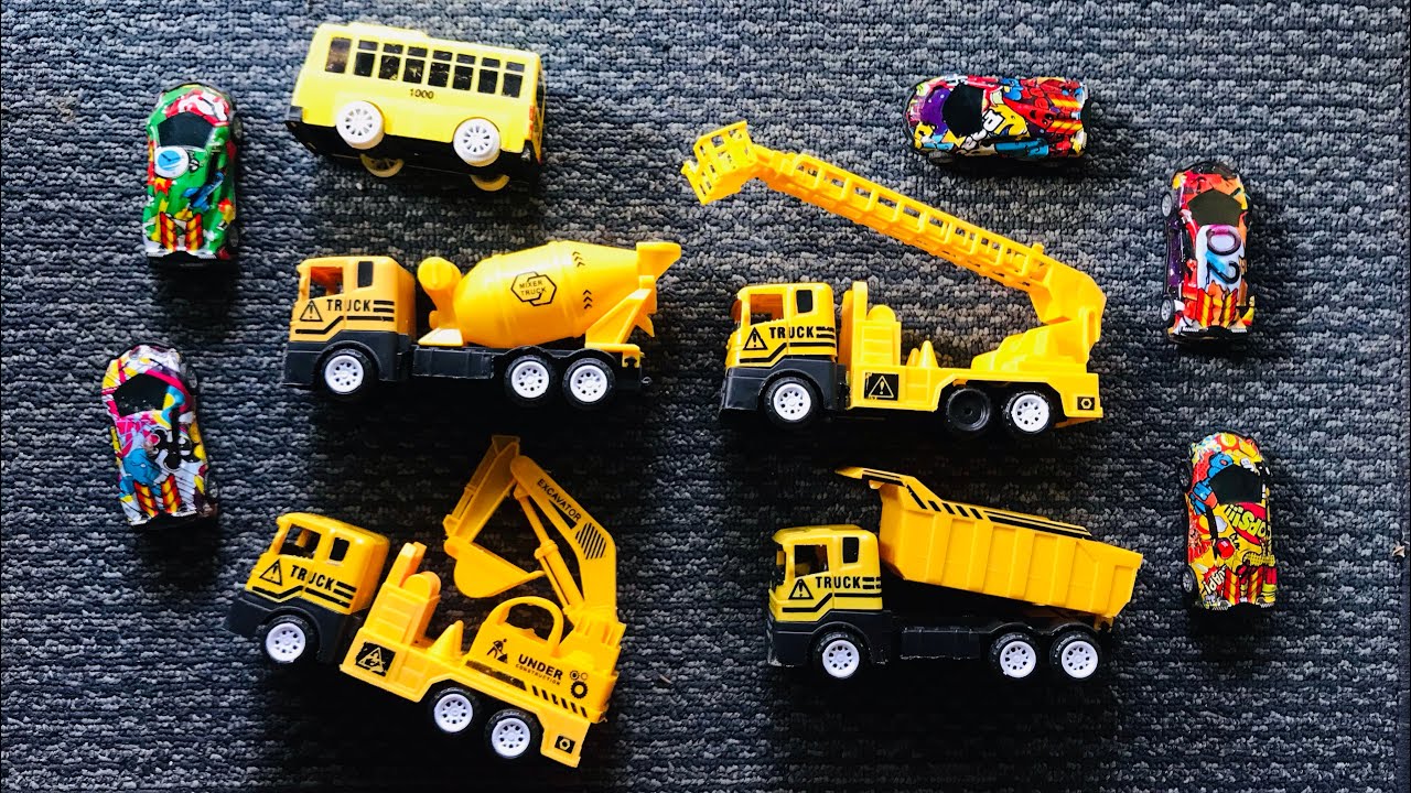Bermain mobil truk pasir , Koleksi mainan Truk Molen , Truk Tangga , Truk Excavator , Bus Tayo dll
