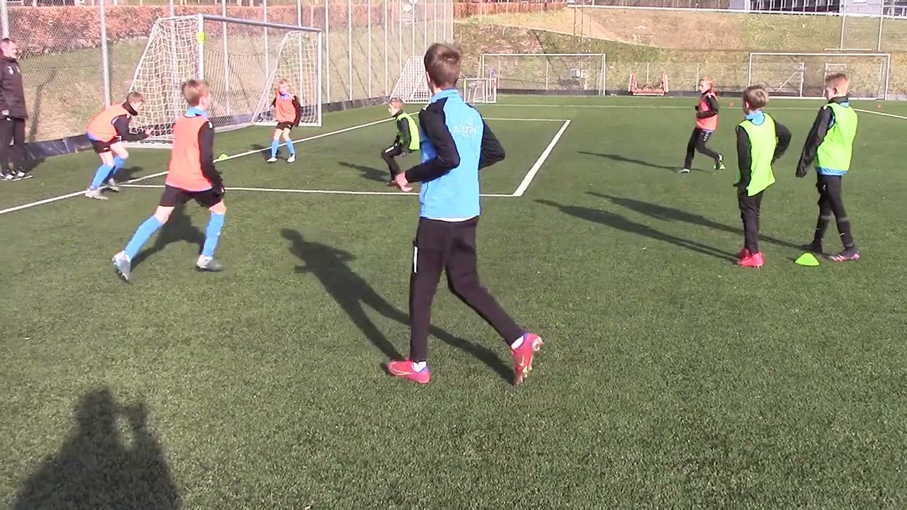 Pres   genpres i 4 v 1 eller 3 v 1 i 4 firkanter   Red Bull Rondo