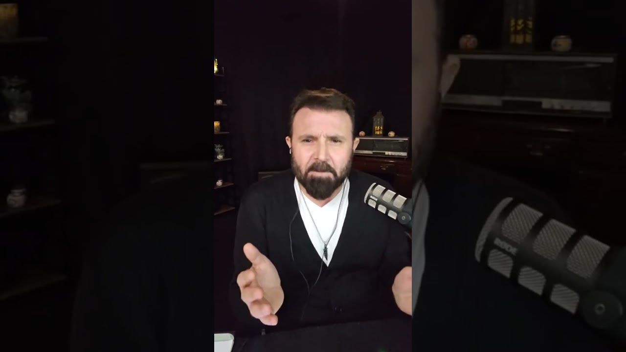 Bedirhan GÖKÇE / Töbosun. Soğuttunuz dinden, imandan.Öğretmenden Anarşist Olur mu? Ege Şivesiyle