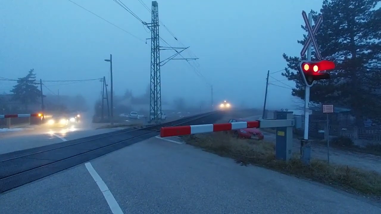 Esztergom kertváros Bzomt S74-ES személy 🚆 vonat Esztergom felé 7.12 órakor 2026.01.27