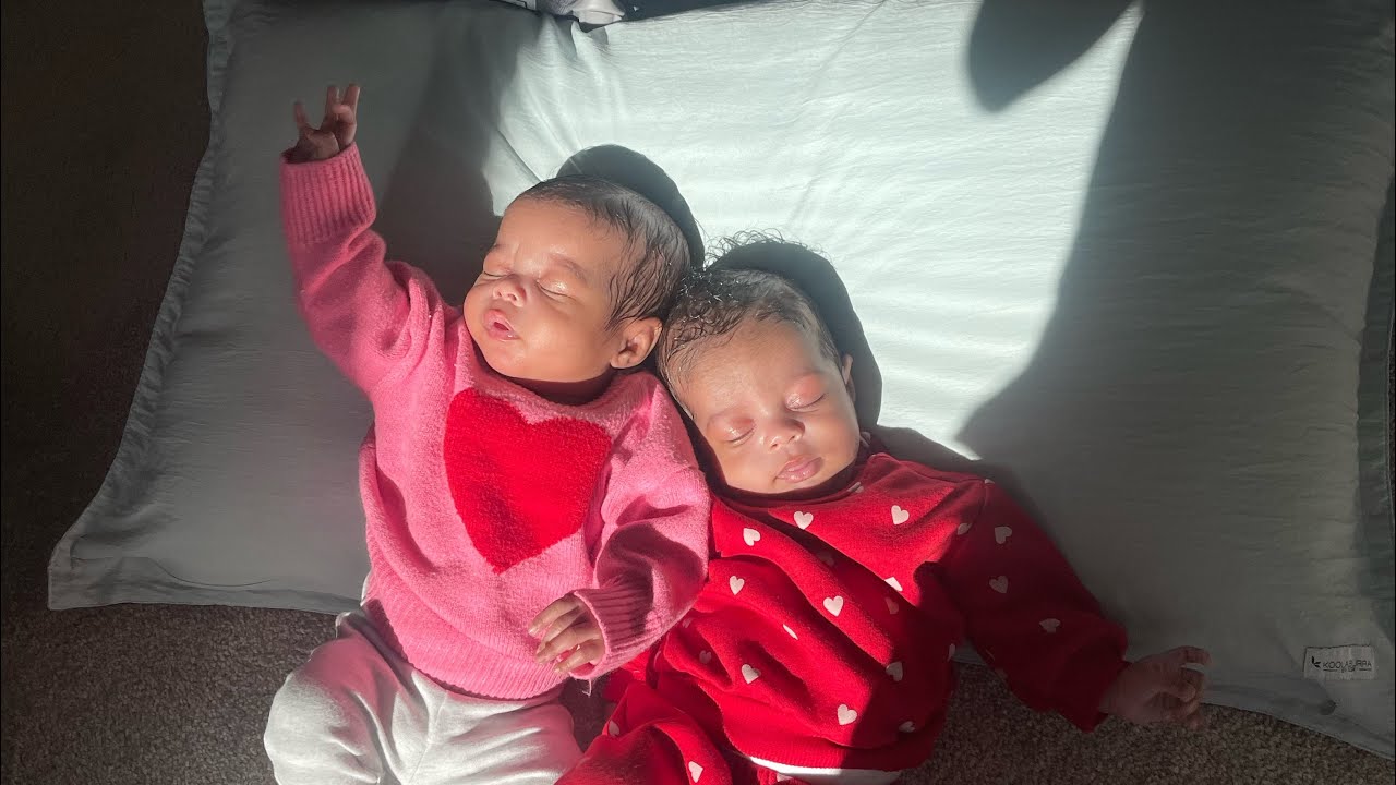 New born twin bath time routine