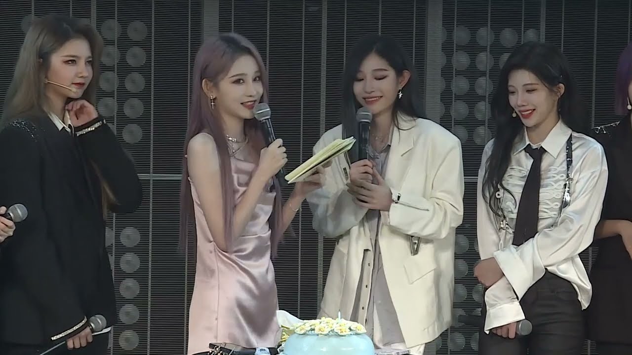 [AutoSub] SNH48 Zhou ShiYu reads the birthday letter to Wang Yi (2021-12-12)