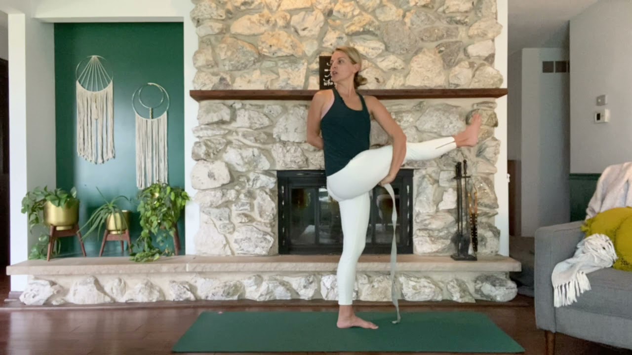How to do Revolved Bird of Paradise Yoga Pose