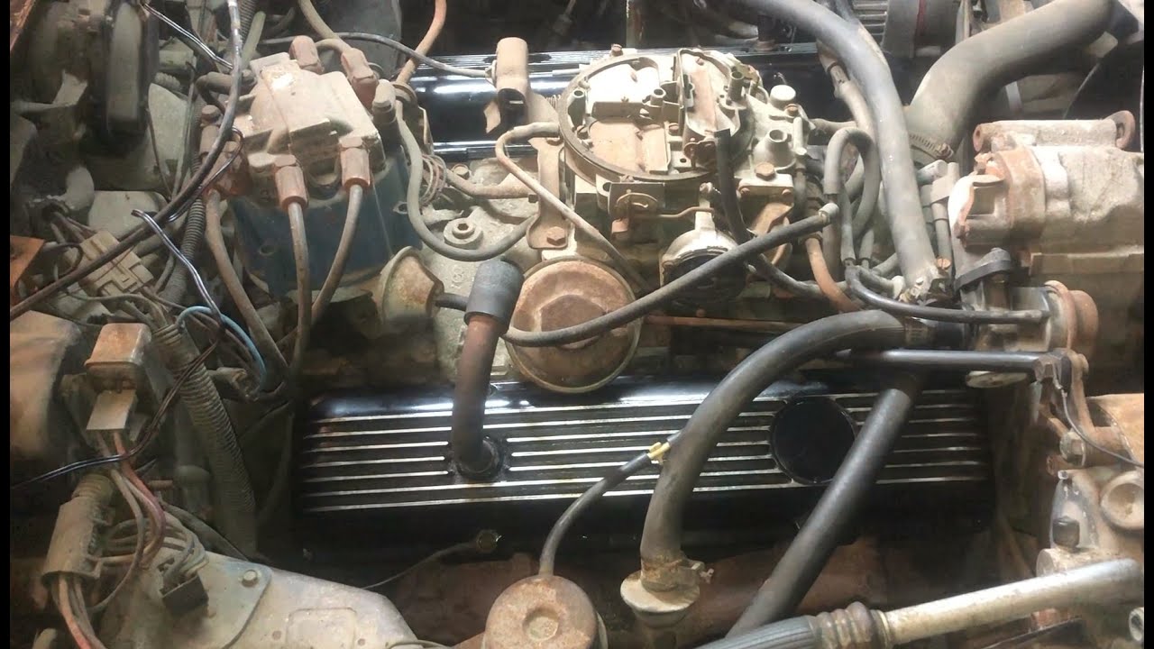 Painting The Valve Covers On My 1979 Corvette L82