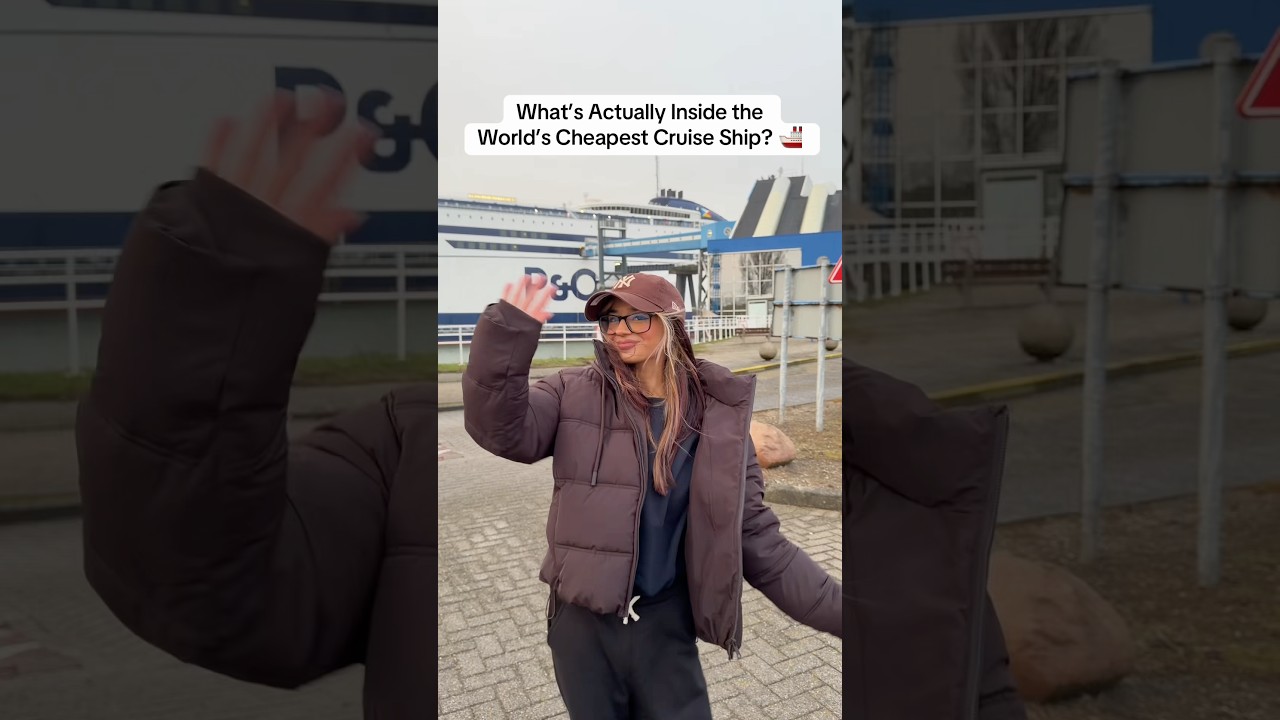 😱 WHAT&rsquo;S INSIDE THE CHEAPEST CRUISE SHIP?