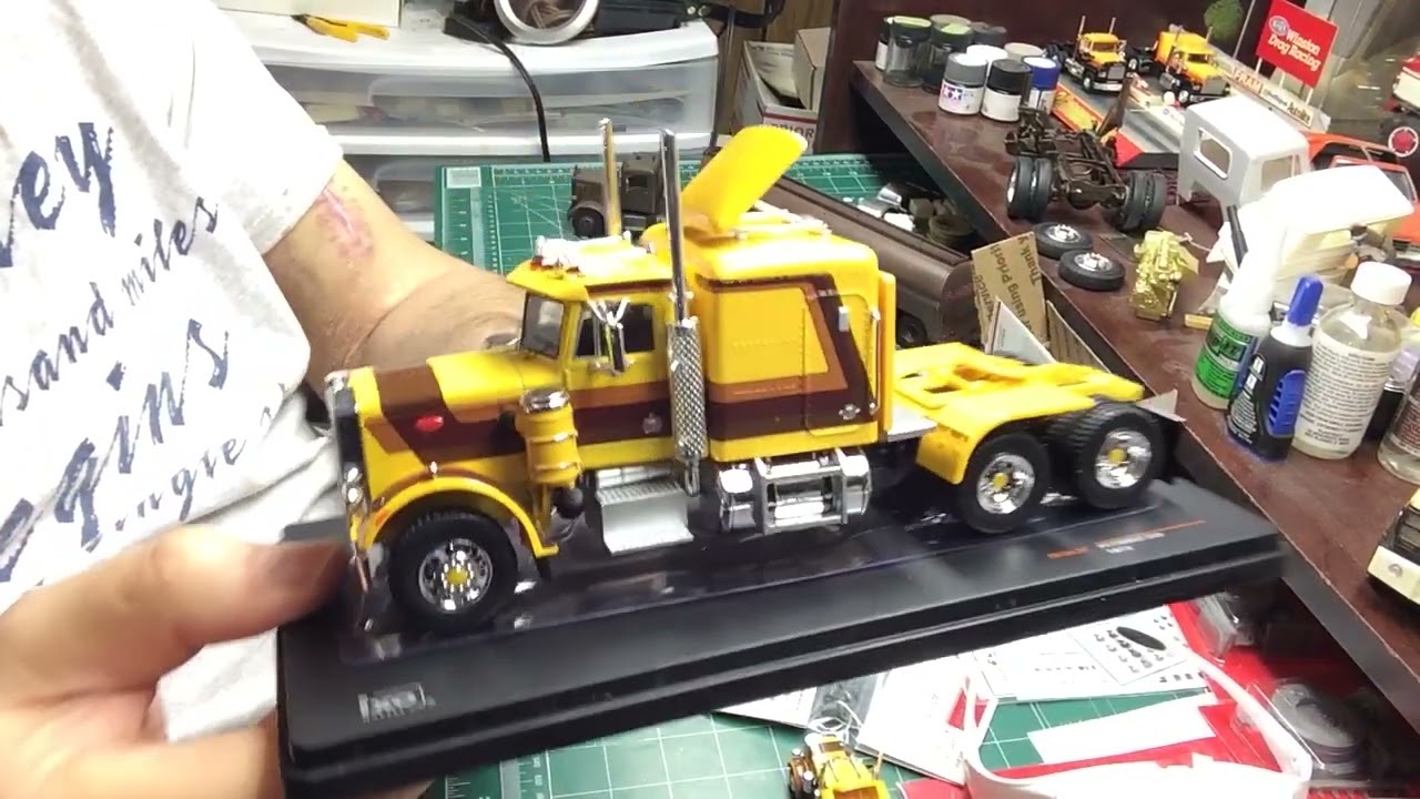 February 19, 2023, new truck goodies and general model talk.