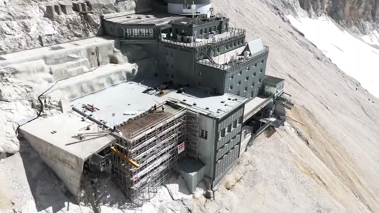Schneefernerhaus - Drohnenvideo von der höchsten Baustelle Deutschlands auf der Zugspitze