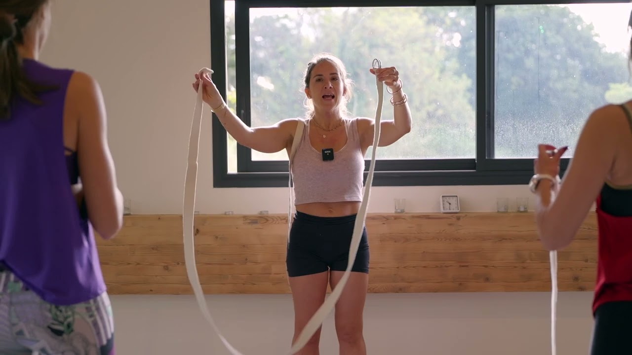 Yoga Ashtanga avec Coraline Glow: étirements avec Yin Yoga - lignes myofasciales