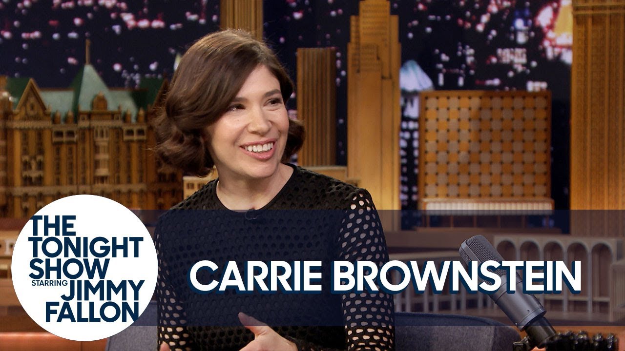 Carrie Brownstein Is a Proud Member of The Bachelor Nation