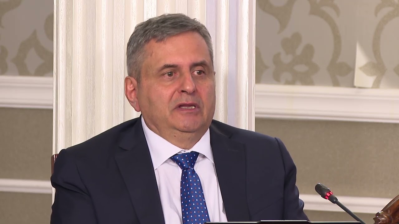 VIJESTI U POLA 7 - ZETA NEĆE PA NEĆE KOLEKTOR | Vijesti online